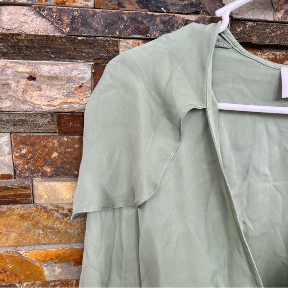 Stone Cold Fox Schiffer Blouse - Picture 3 of 9